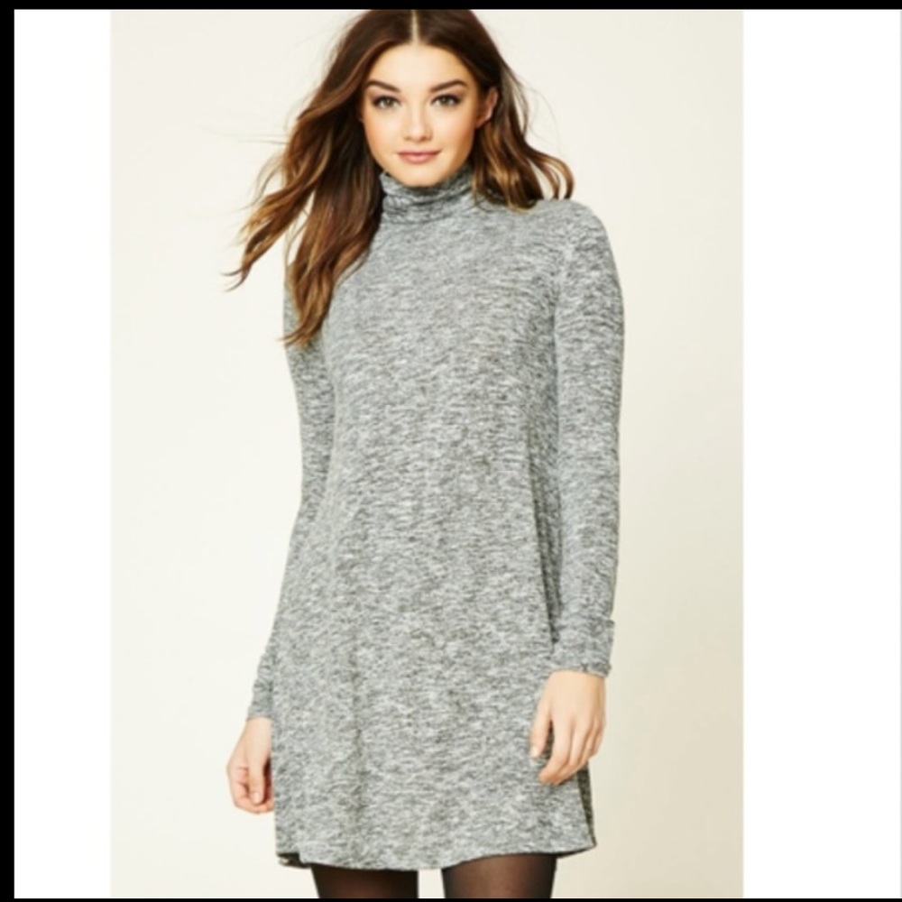L3 for $25 ong sleeves gray turtle neck dress